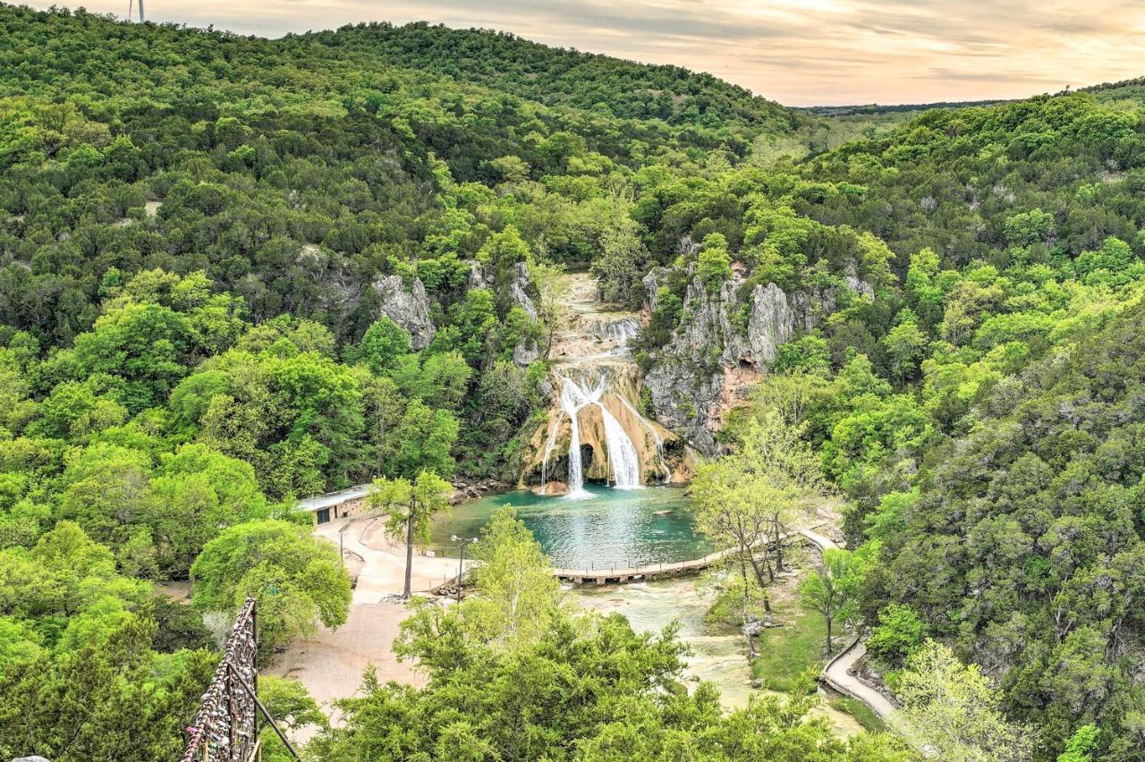 Rustic Davis Cabin Less Than Half Mile To Turner Falls! Ngoại thất bức ảnh